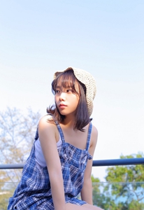 丁字裤走光顶级欧美色妇xxxxx,时尚走光引热议，丁字裤潮流再掀波澜-5